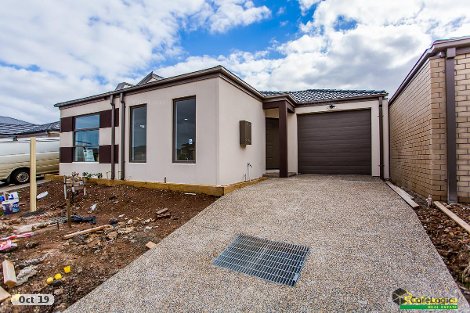 2/13 Dundas Rd, Wyndham Vale, VIC 3024