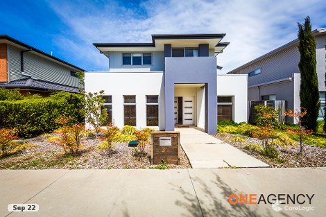 31 Manning Clark Cres, Franklin, ACT 2913