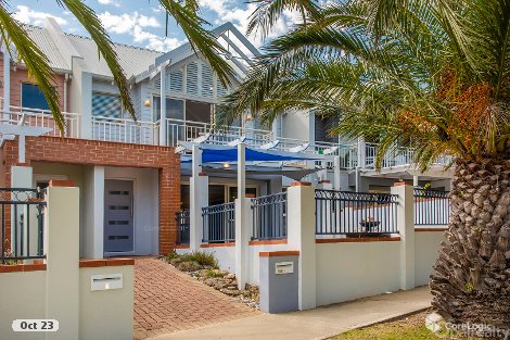 2/2 Albenga Pl, Secret Harbour, WA 6173