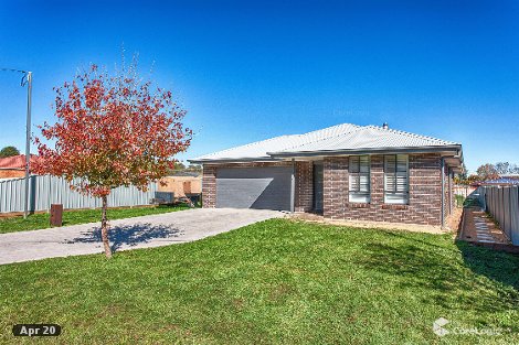 24 North St, Crookwell, NSW 2583