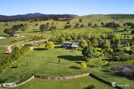 215 Powers Rd, Merrijig, VIC 3723