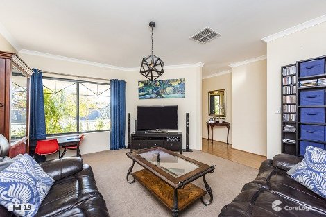 10 Foreshore Pl, Gosnells, WA 6110