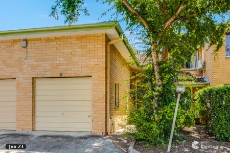 4 Watts Pl, Prairiewood, NSW 2176