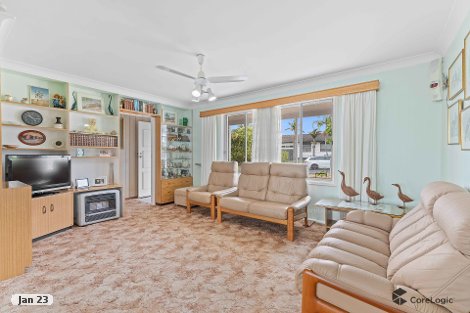 2 Burgess Pde, Tarro, NSW 2322