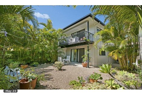 2/4 Advance Pl, Sunrise Beach, QLD 4567