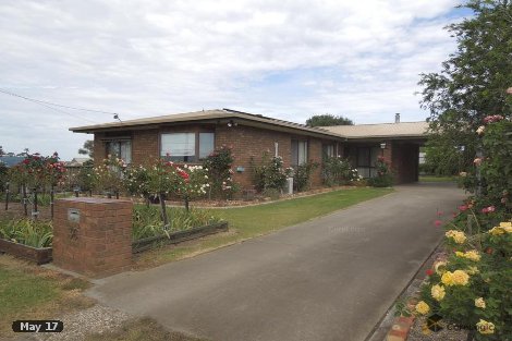 36 Gordon St, Heyfield, VIC 3858