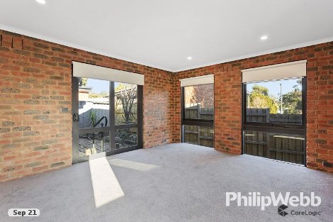 2 Chrystobel Ct, Coldstream, VIC 3770