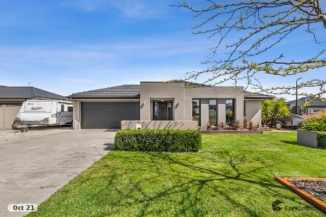 15 Countess Rd, Winter Valley, VIC 3358