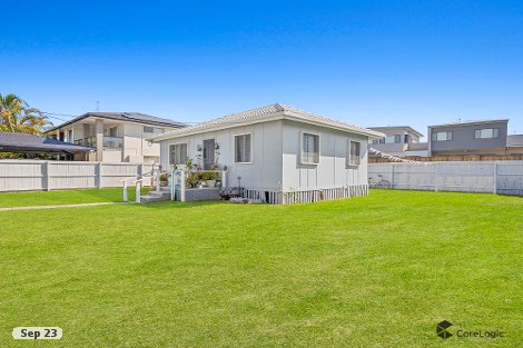 61 Crescent Ave, Hope Island, QLD 4212