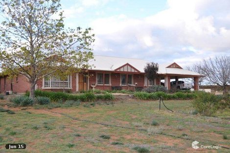 208 Dunstan Rd, Waikerie, SA 5330