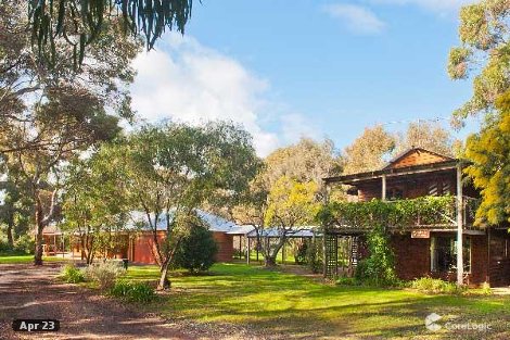 33 Horseford Rd, Burnside, WA 6285