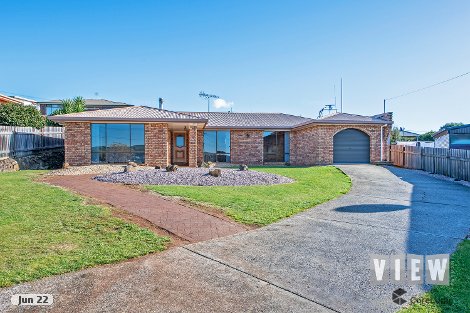 9 Gilmour Cres, Somerset, TAS 7322