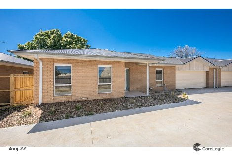 2/22 Stawell St, Romsey, VIC 3434