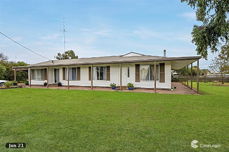 19 Edinburgh Rd, Edenhope, VIC 3318