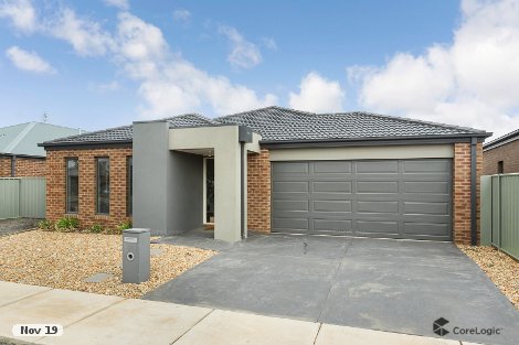 17 Cloverfields Cres, Epsom, VIC 3551