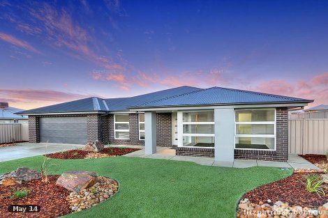 6 Preston Cres, Lloyd, NSW 2650