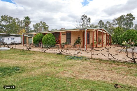 11 Park St, Old Junee, NSW 2652