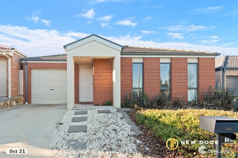 16 Loveday Cres, Casey, ACT 2913