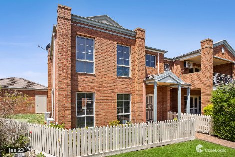 2 Wattletree Dr, Taylors Hill, VIC 3037