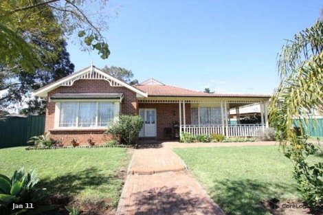 3 Gleneagles Pl, St Andrews, NSW 2566