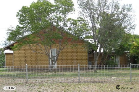 35 Webley St, Blackwater, QLD 4717