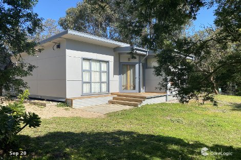 33 First Pde, Raymond Island, VIC 3880