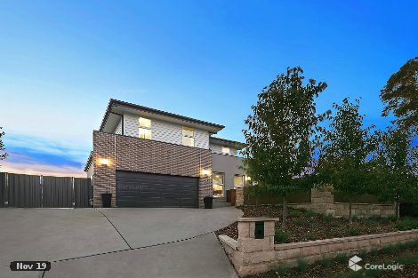 4 Charteris Cres, Chifley, ACT 2606