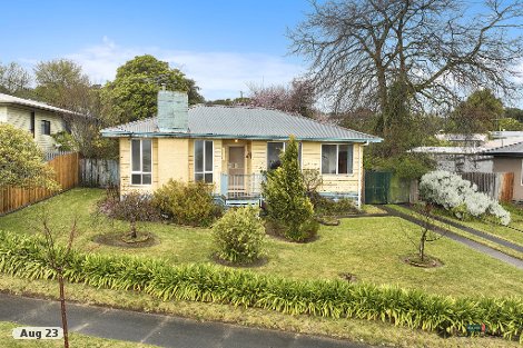 11 Windsor Ave, Moe, VIC 3825