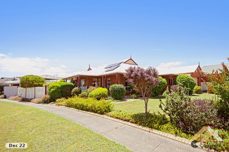 1 Tairua Pl, Eastwood, VIC 3875