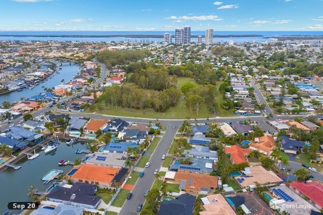 9 Grand Canal Way, Runaway Bay, QLD 4216