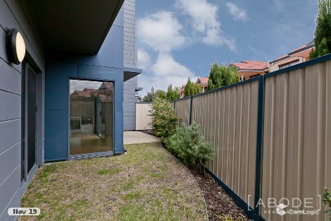 4/16 Bridges Rd, Melville, WA 6156