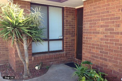 2/163 Rosella Ave, Werribee, VIC 3030