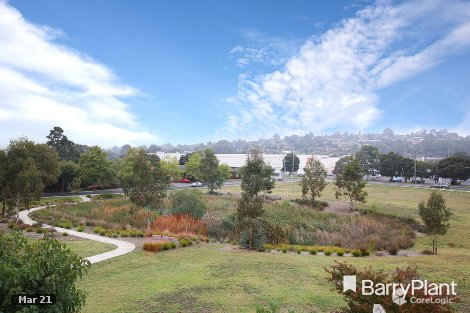 33 Belsay Ch, Chirnside Park, VIC 3116