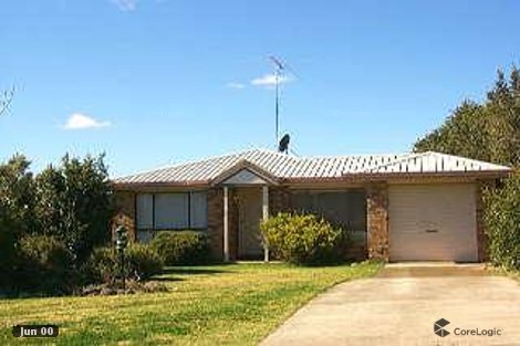 4 Lorraine Cres, Centenary Heights, QLD 4350