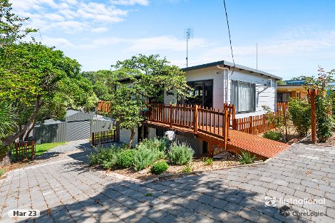 14 Cross St, Lake Tyers Beach, VIC 3909