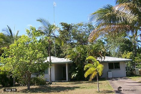 14 Walnut St, Holloways Beach, QLD 4878