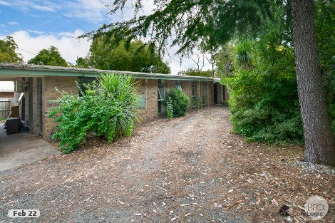 2/208 Eddy Ave, Mount Helen, VIC 3350