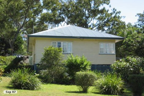 15 Down St, Esk, QLD 4312