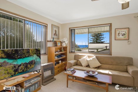 1a Lawson St, Norah Head, NSW 2263