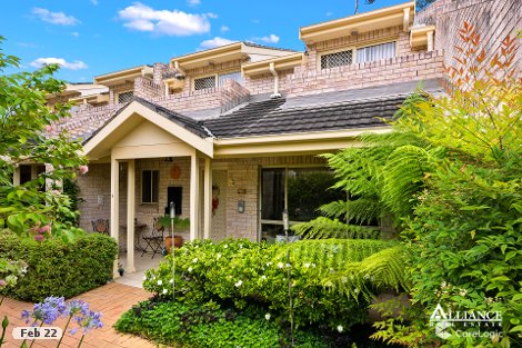 2/837 Henry Lawson Dr, Picnic Point, NSW 2213