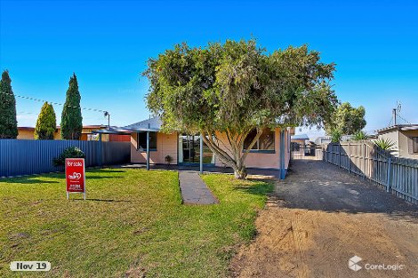 22 Ellen Ave, Seaspray, VIC 3851