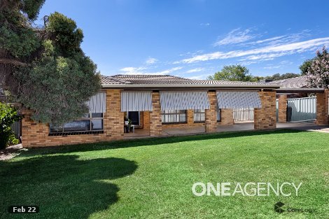 21 Pinaroo Dr, Glenfield Park, NSW 2650