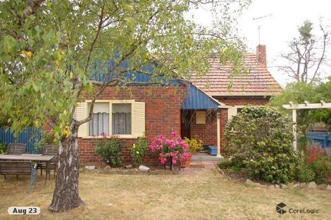 6 Ashbourne Rd, Woodend, VIC 3442