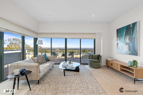 202/1 Sovereign Point Ct, Doncaster, VIC 3108