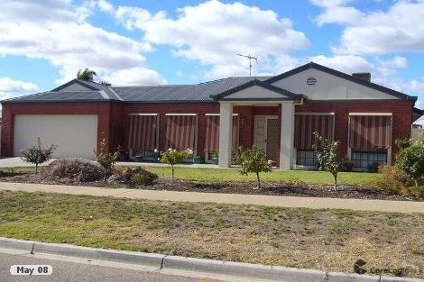 1 Mary Ct, Robinvale, VIC 3549