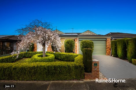 68 Scarborough Ave, Cranbourne West, VIC 3977