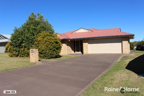 17 Bottlebrush St, Kingaroy, QLD 4610