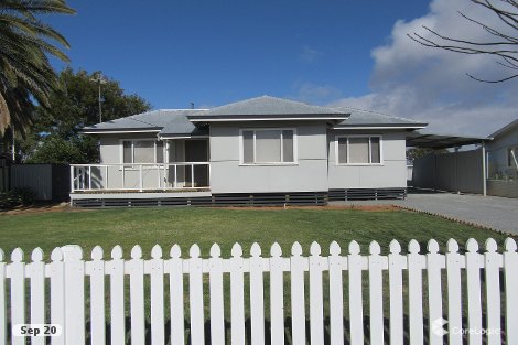 25 Railway Ave, Carnamah, WA 6517