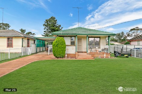 22 Halmahera Cres, Lethbridge Park, NSW 2770