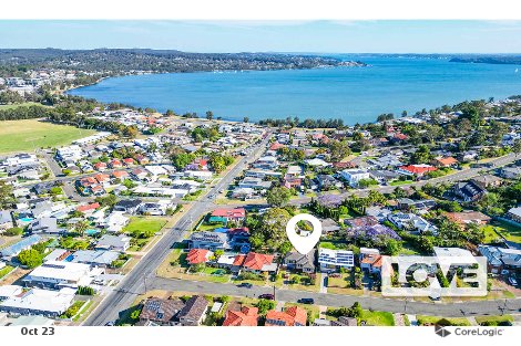 4 Daydawn Ave, Warners Bay, NSW 2282